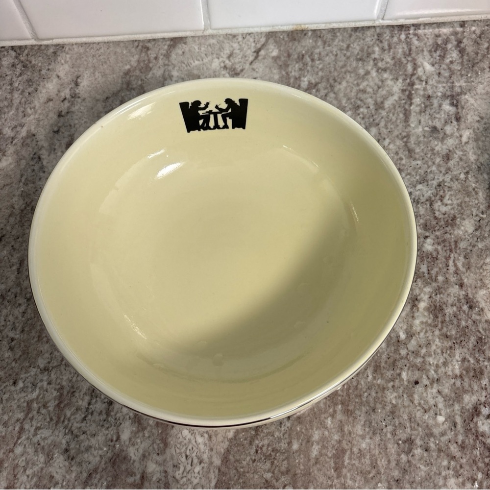 Vintage Hall Kitchenware Tavern Silhouette Serving Bow Inside Design 9" USA VGC